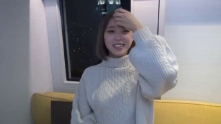 發現人妻女教師不忠，改以三日為僱用期間，以穿着女僕裝扮為報酬，對其進行中出－黑川蓳